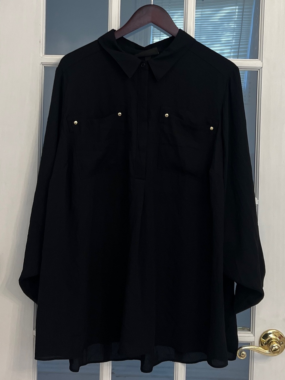 LANE BRYANT Women’s Black Chiffon Cape Sleeve Gold Stud Blouse Plus 22/24